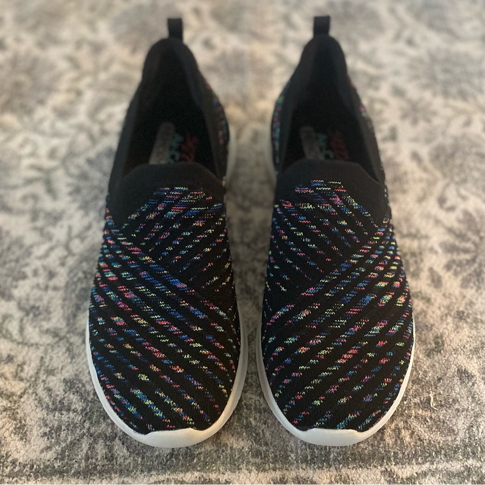 Sketcher slip-on sneakers